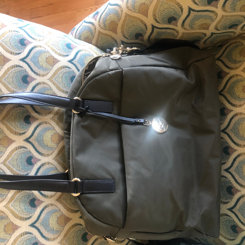 Lo & Sons OMG Bag